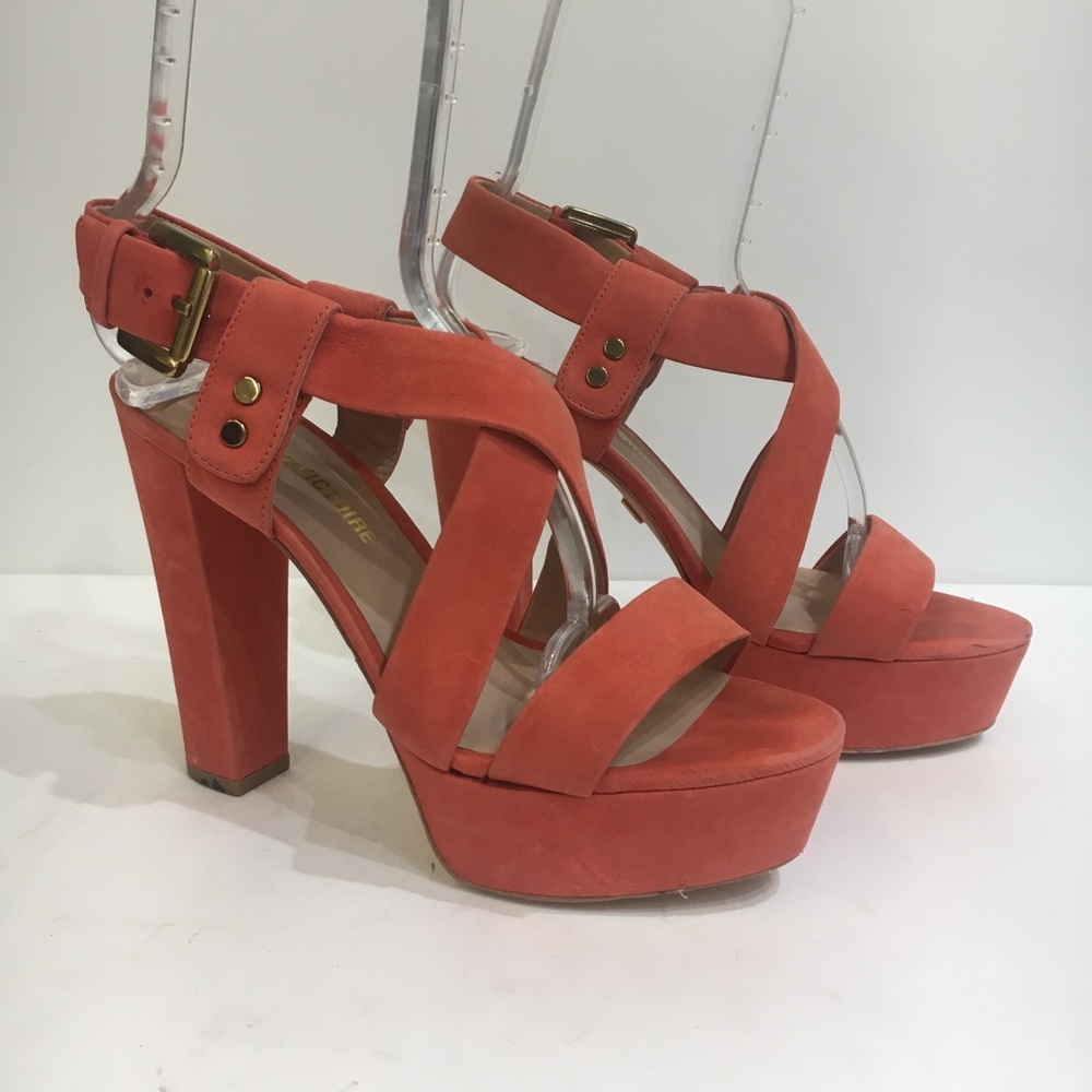 Pour La Victoire Orange heel